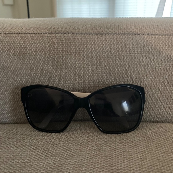 Authentic Versace (Made in Italy) Leopard & Vintage Medusa Emblem Sunglasses - Picture 3 of 4